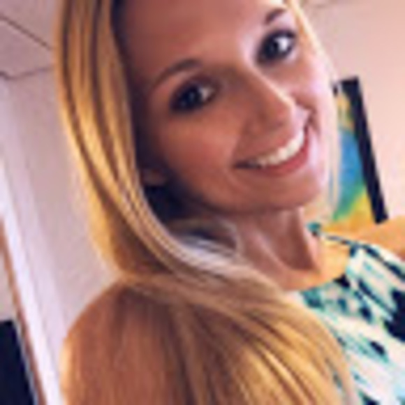 Meet your Posher, Marisa - Picture 1 of 1